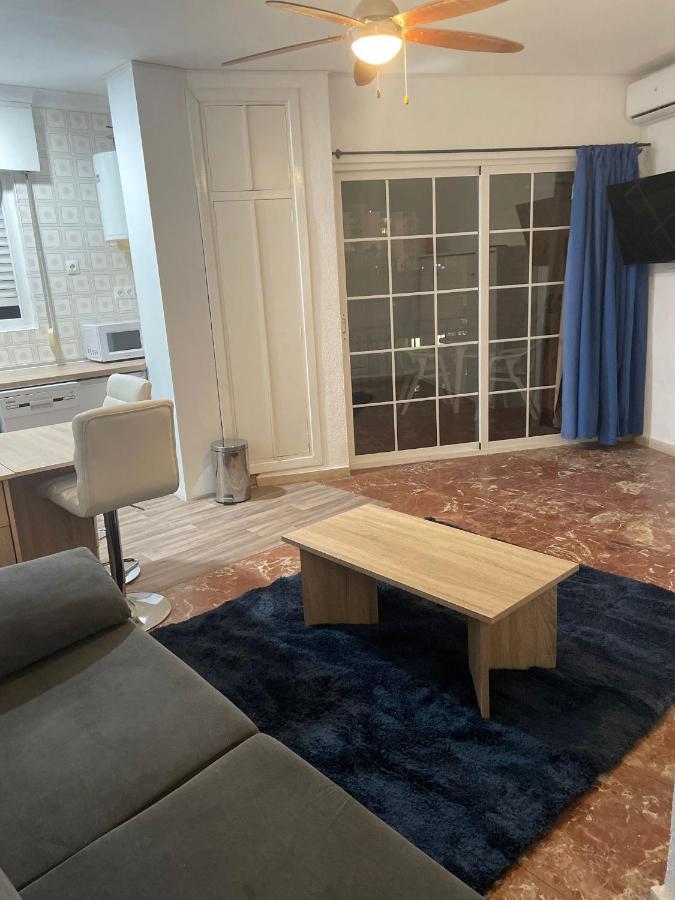 Relaxing Studio By The Beach 베날마데나코스타 외부 사진